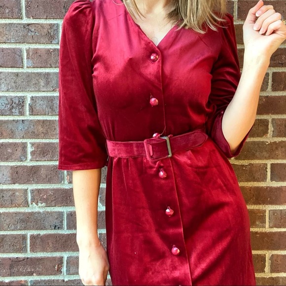 Vintage holiday Christmas button down belted red velvety midi dress small - Picture 3 of 9